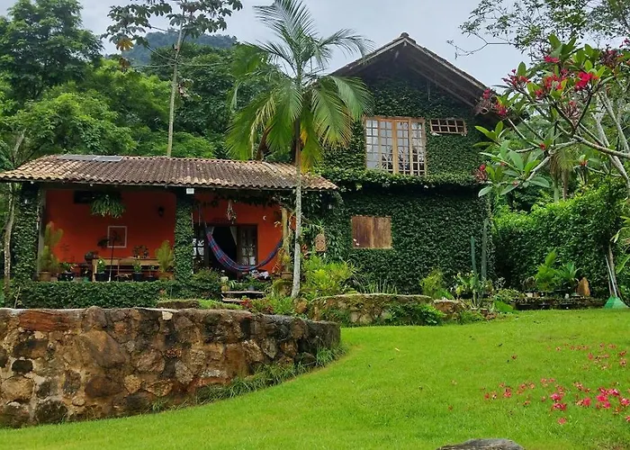 Refugio Farm House